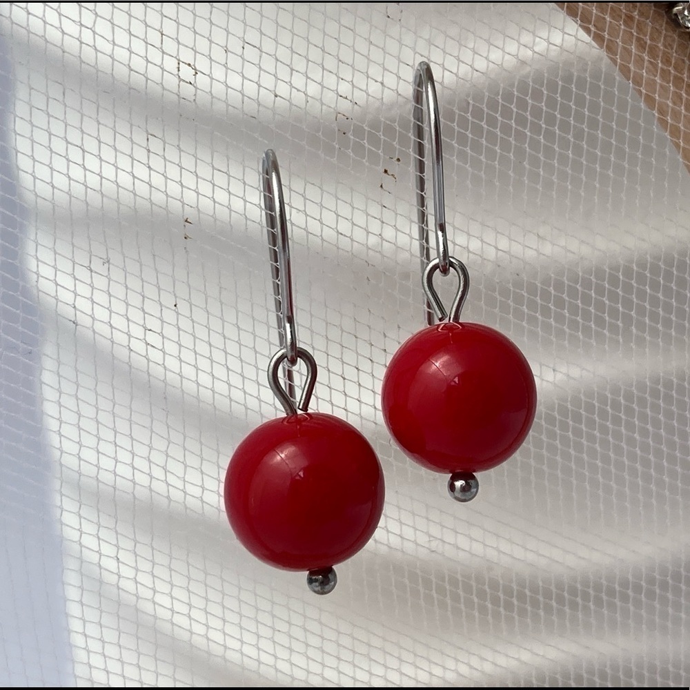 Dangle Drop Red Minimalist Earrings - Picture 2 of 9